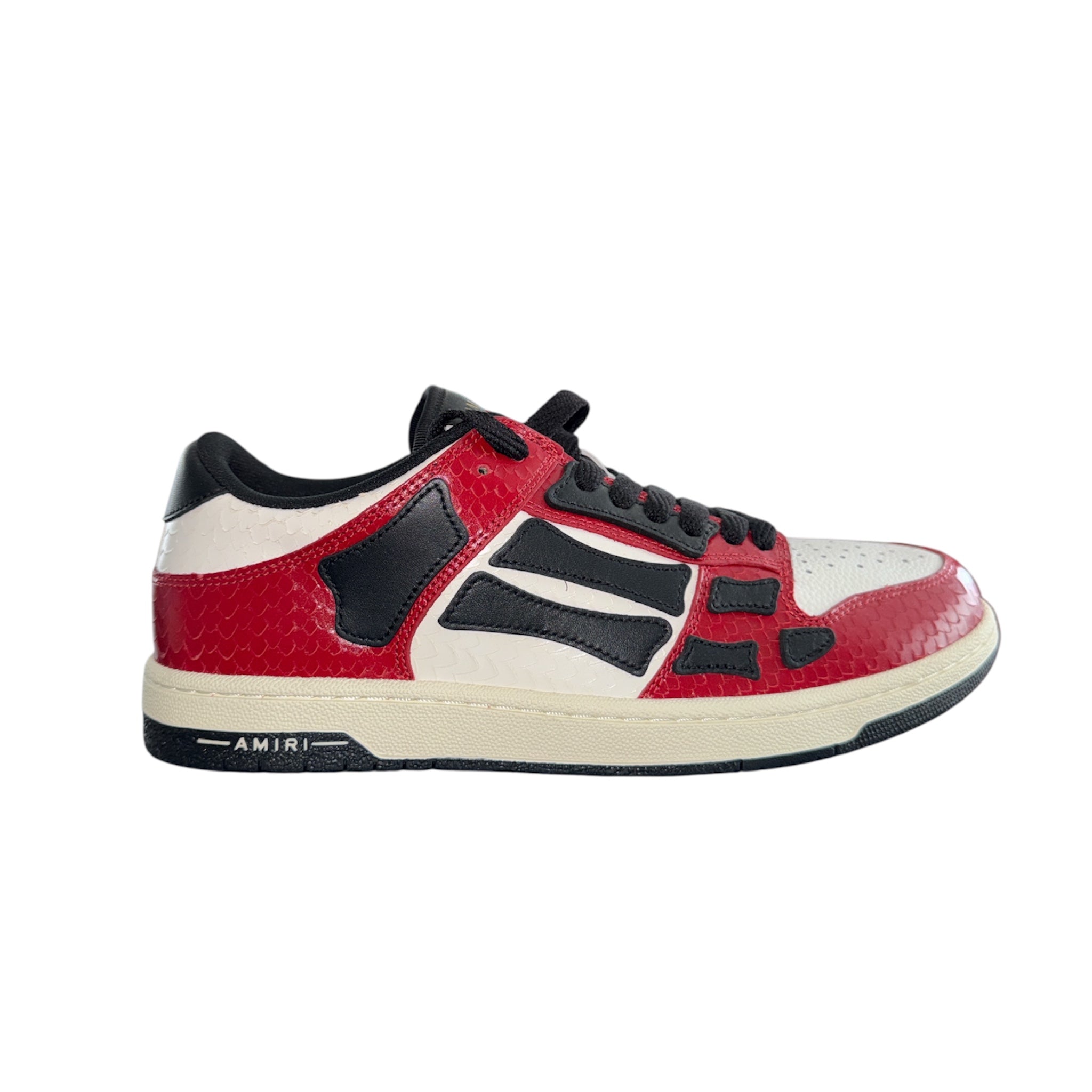 Tenis Amiri